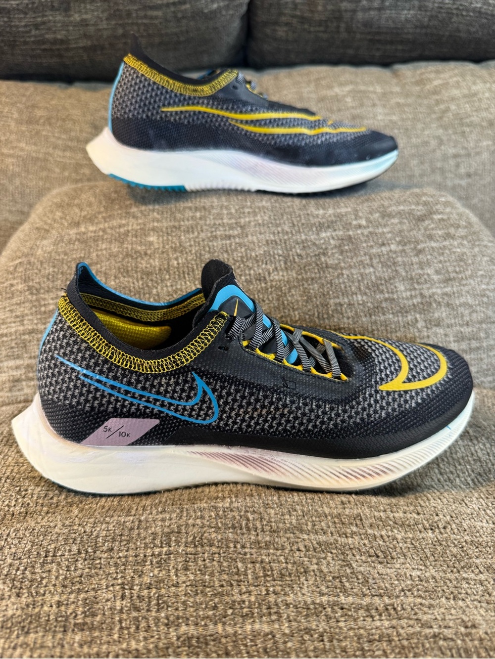 Nike ZoomX Streakfly Men’s Dark Sulphur Chlorine Blue DV1034-010 Size 5.5
